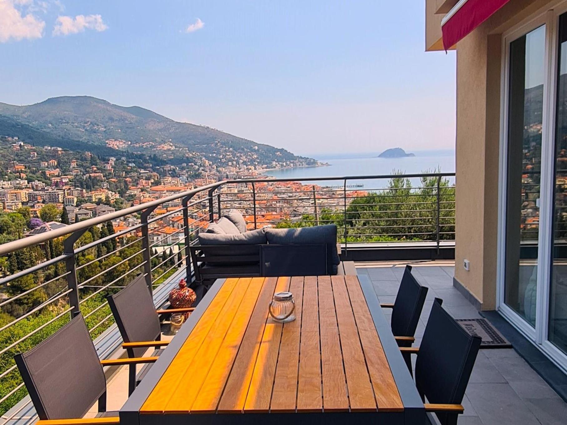 Luce Di Mare - Design Apartment With Sea View In Alassio Zewnętrze zdjęcie